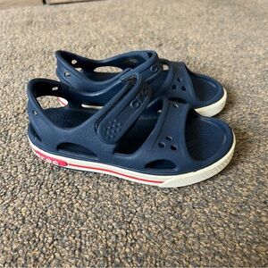 Crocs Toddler Kids Boy sandals Navy Blue Red size 8 Summer water shoes velcro